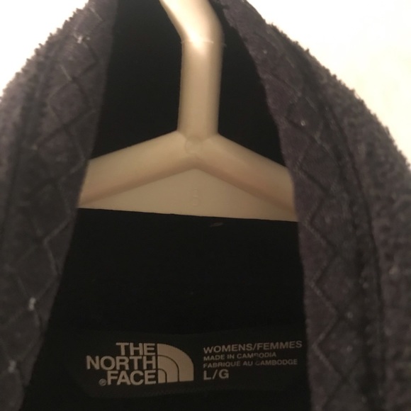 The North Face Black Workout Vest - Picture 3 of 3